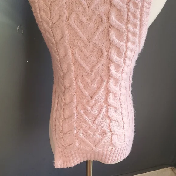 Lovers + Friends  Barbiecore Pink Cable Knit Sweater Vest - Picture 10 of 15